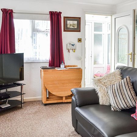 Enjoy Your Stay Cottage Bessingby Экстерьер фото